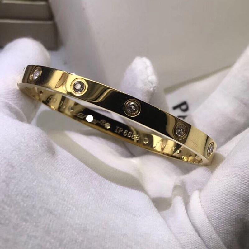 Cartier Classic 10 Diamonds Love Bracelet