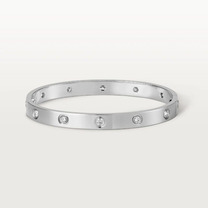 Cartier Classic 10 Diamonds Love Bracelet