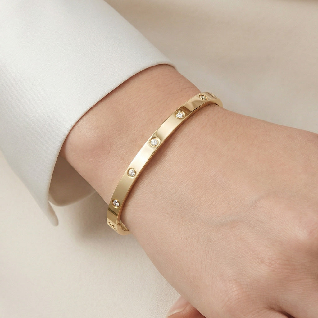 Cartier Love 10 Diamonds Small Bracelet