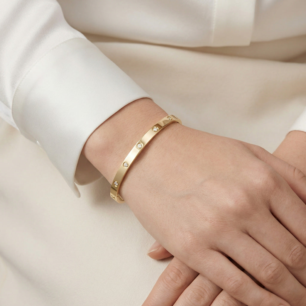 Cartier Love 10 Diamonds Small Bracelet