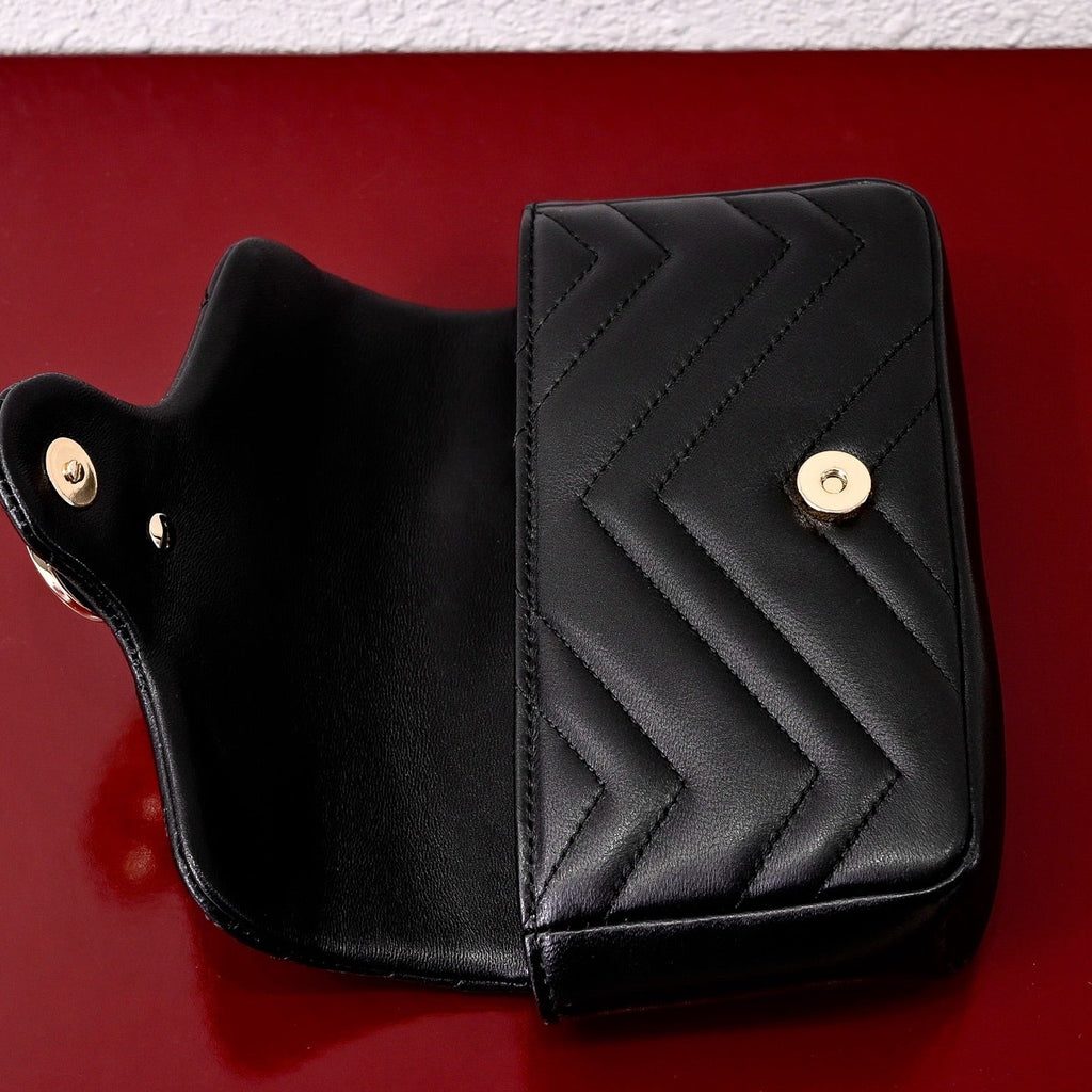Gucci GG Marmont Mini Shoulder Bag