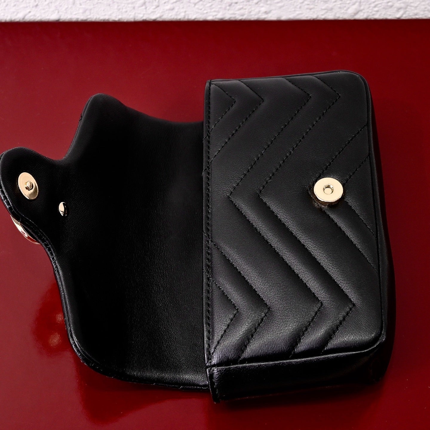 Gucci GG Marmont Mini Shoulder Bag