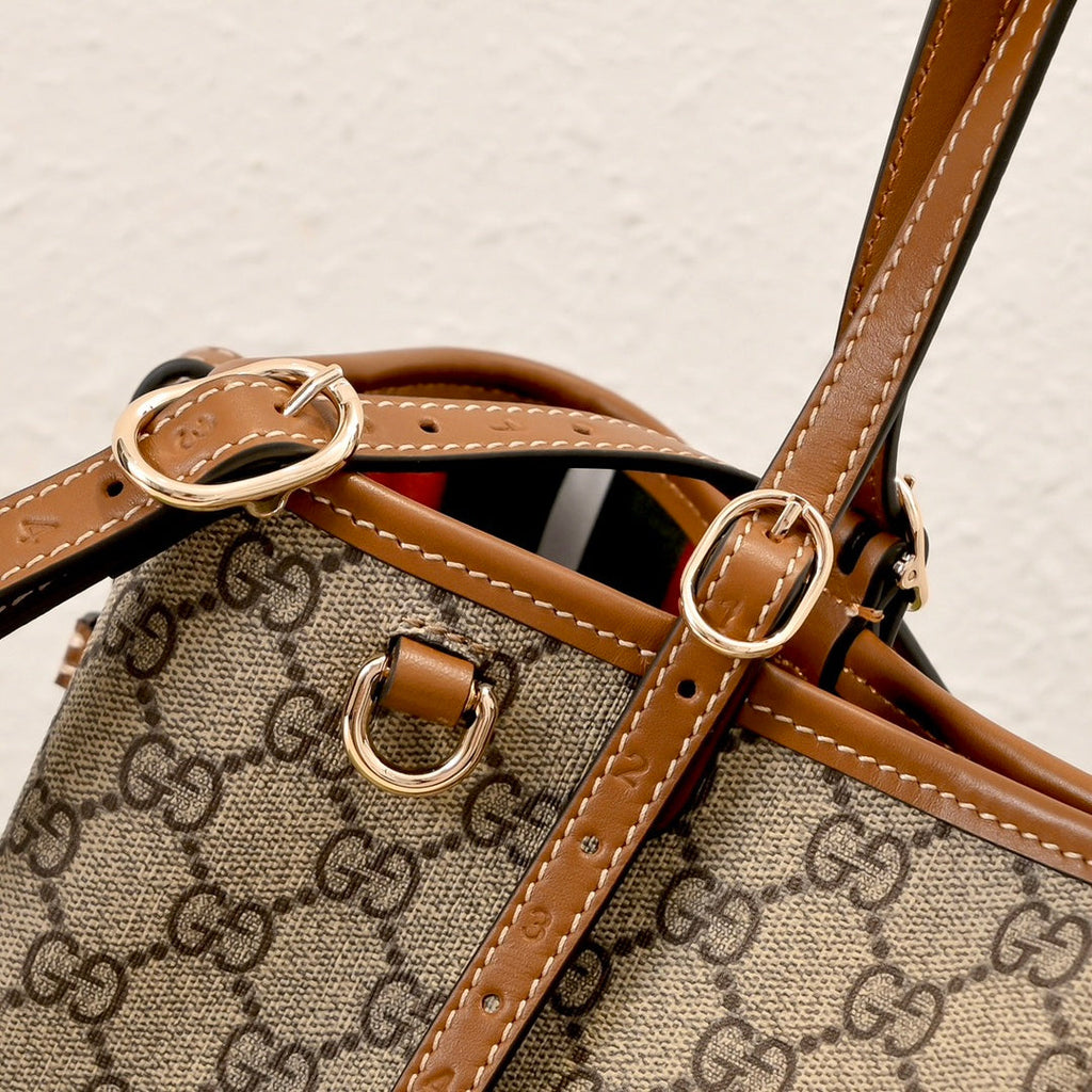 Gucci Emblem Small Tote Bag